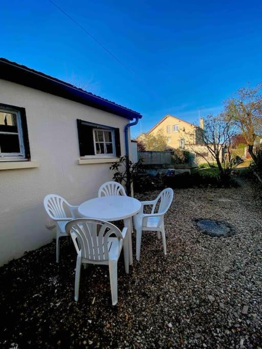 Le Ni' De Jess Migennes Exterior foto